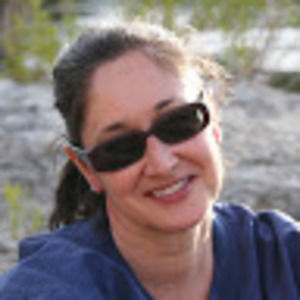 Meet your Posher, Leslie